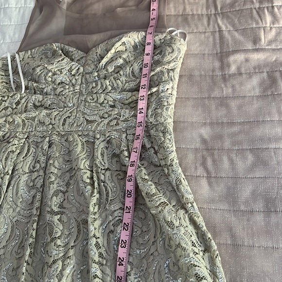 (NWT)(DecoDe-1.8) Ladies fashion Shiny silver lace dress size 8 - Picture 12 of 17